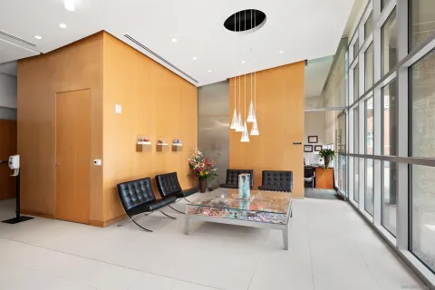 $699,000 | 800 The Mark Lane, Unit 2002, San Diego, CA 92101