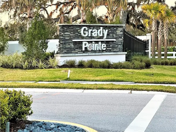 $2,800 | 3540 74th Avenue Circle, Sarasota, FL 34243