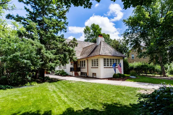 $547,500 | 1125 5th Street North, Fargo, ND 58102