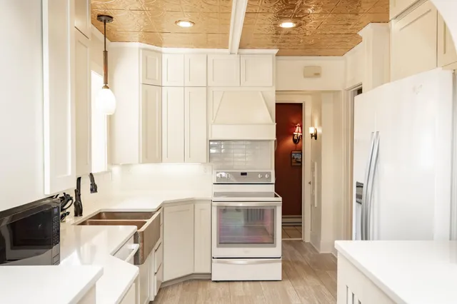 $549,900 | 1125 5th Street North, Fargo, ND 58102