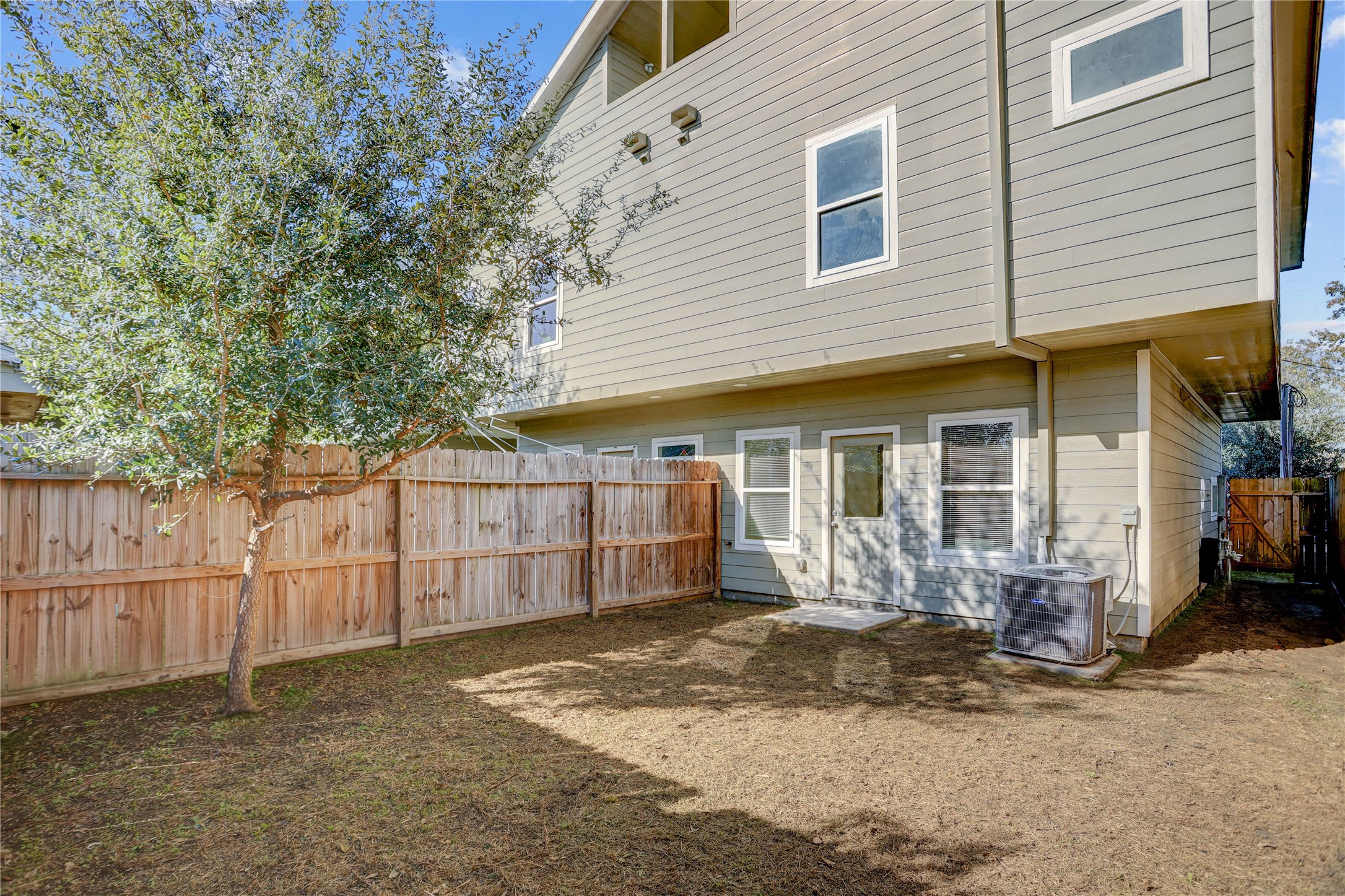 1045 Marcolin Street Houston, TX 77088 - Photo 15 of 16 a view of a house with a outdoor space