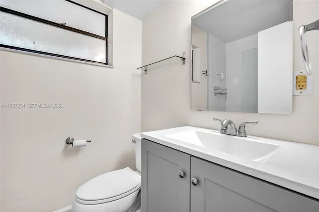 $3,400 | 3265 Virginia Street, Unit 7, Miami, FL 33133