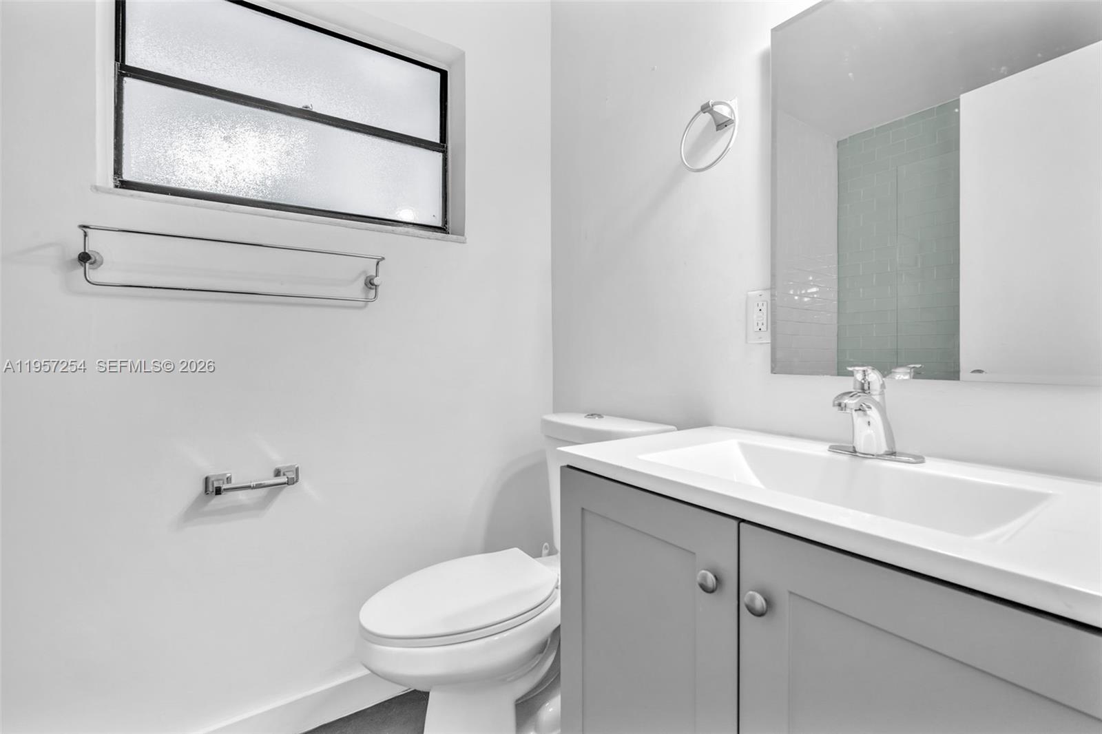 3265 Virginia Street, Unit 7 Miami, FL 33133 - Photo 13 of 26