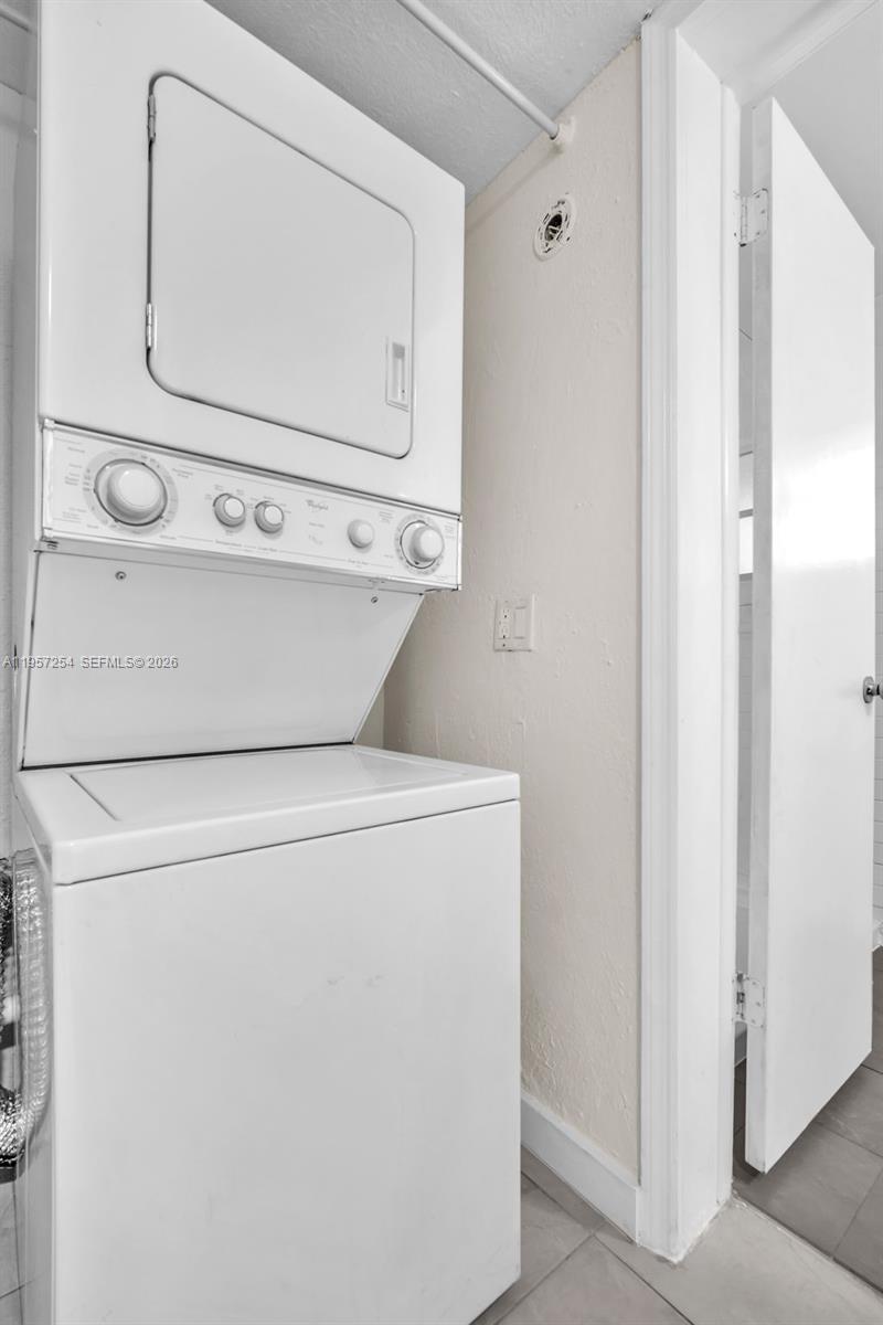 3265 Virginia Street, Unit 7 Miami, FL 33133 - Photo 15 of 26