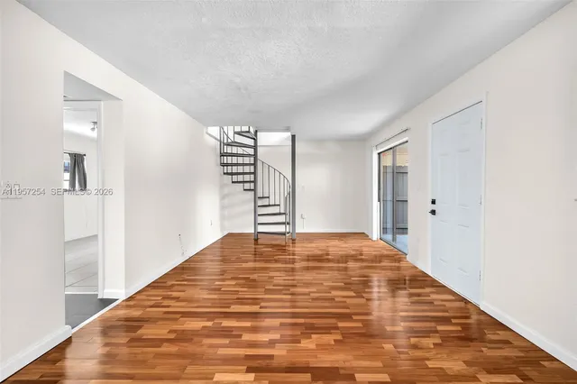 $3,400 | 3265 Virginia Street, Unit 7, Miami, FL 33133