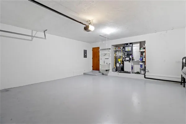 $2,900 | 5207 88th Street West, Bradenton, FL 34210