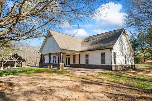 $949,900 | 641 Bill Watkins Road, Hoschton, GA 30548