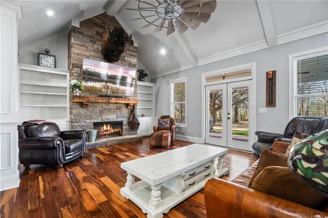 $949,900 | 641 Bill Watkins Road, Hoschton, GA 30548