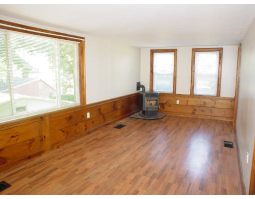 10 Mockingbird Hill Road Amesbury, MA 01913 - Photo 10 of 15 Gallery Image 10