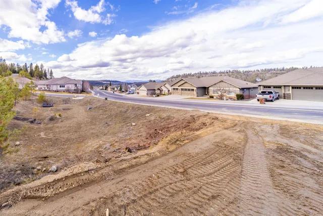 $99,900 | 5218 South Lincoln Way, Spokane, WA 99224