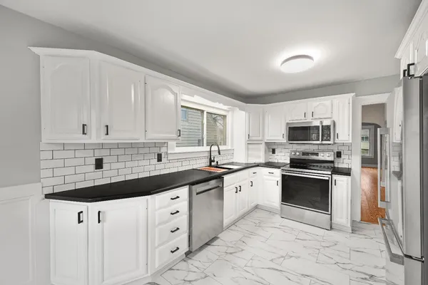 $239,000 | 122 Billups Drive, Lawrenceburg, IN 47025