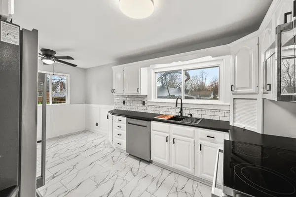 $239,000 | 122 Billups Drive, Lawrenceburg, IN 47025