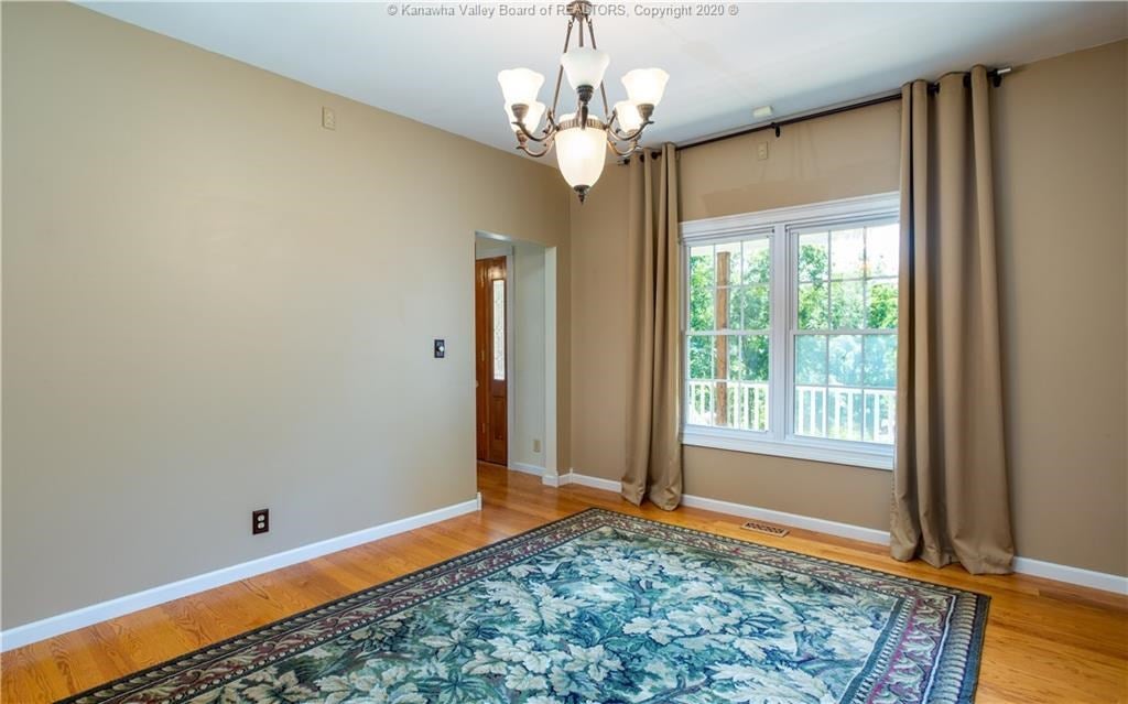 530 Spanoaks Road Milton, WV 25541 - Photo 4 of 32 Gallery Image 4