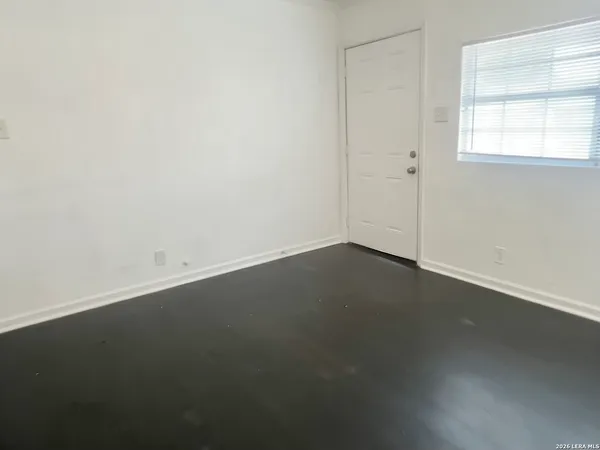 $900 | 310 Finton, Unit A, San Antonio, TX 78204
