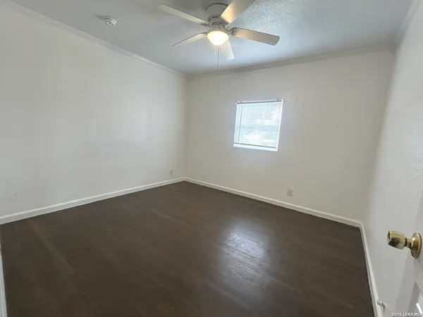 $900 | 310 Finton, Unit A, San Antonio, TX 78204