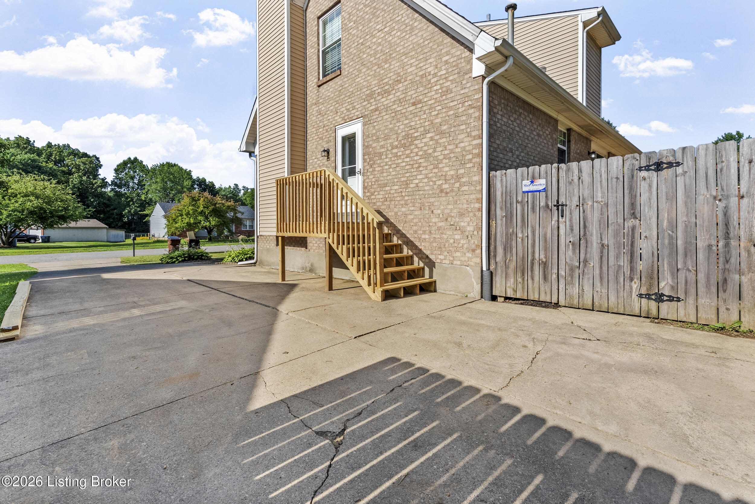 8404 Silver Fox Road Louisville, KY 40291 - Photo 6 of 58 dsc06817
