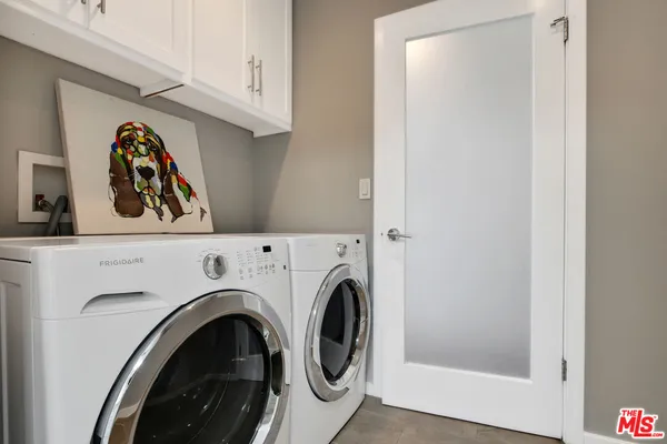 $5,100 | 809 North W Knoll Drive, West Hollywood, CA 90069