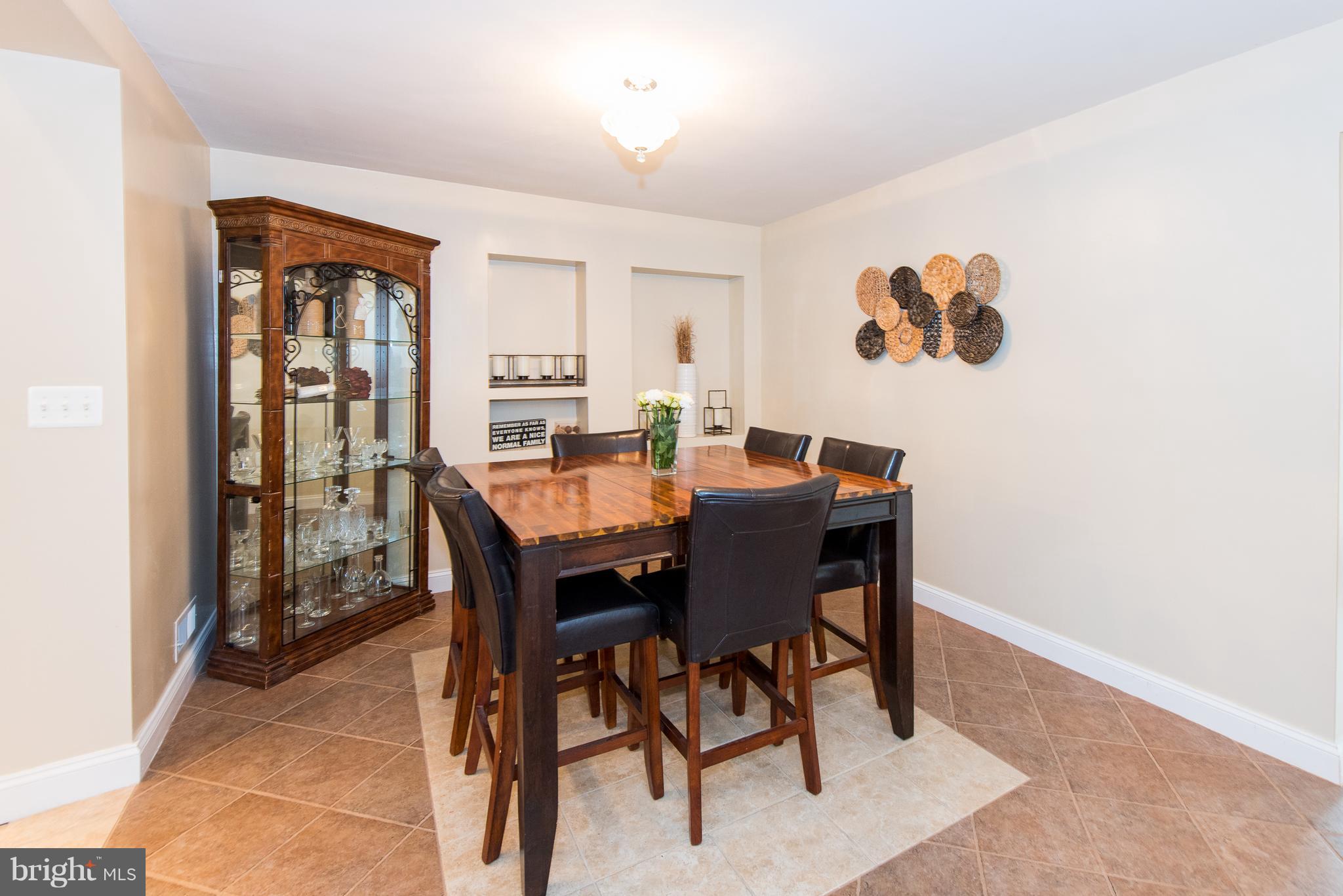 204 Kenwood Road Pasadena, MD 21122 - Photo 4 of 29 Dining Room