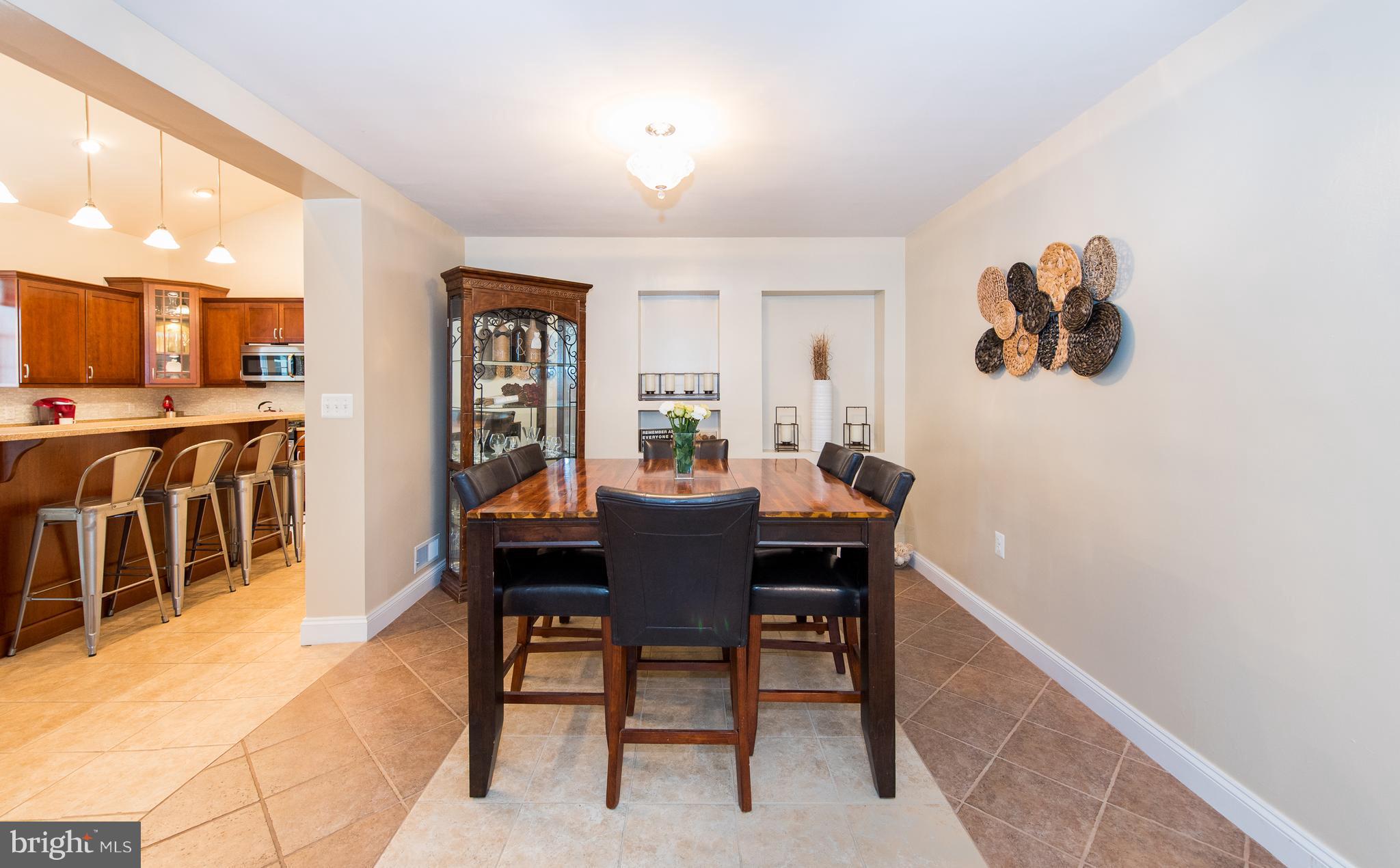 204 Kenwood Road Pasadena, MD 21122 - Photo 5 of 29 Dining Room