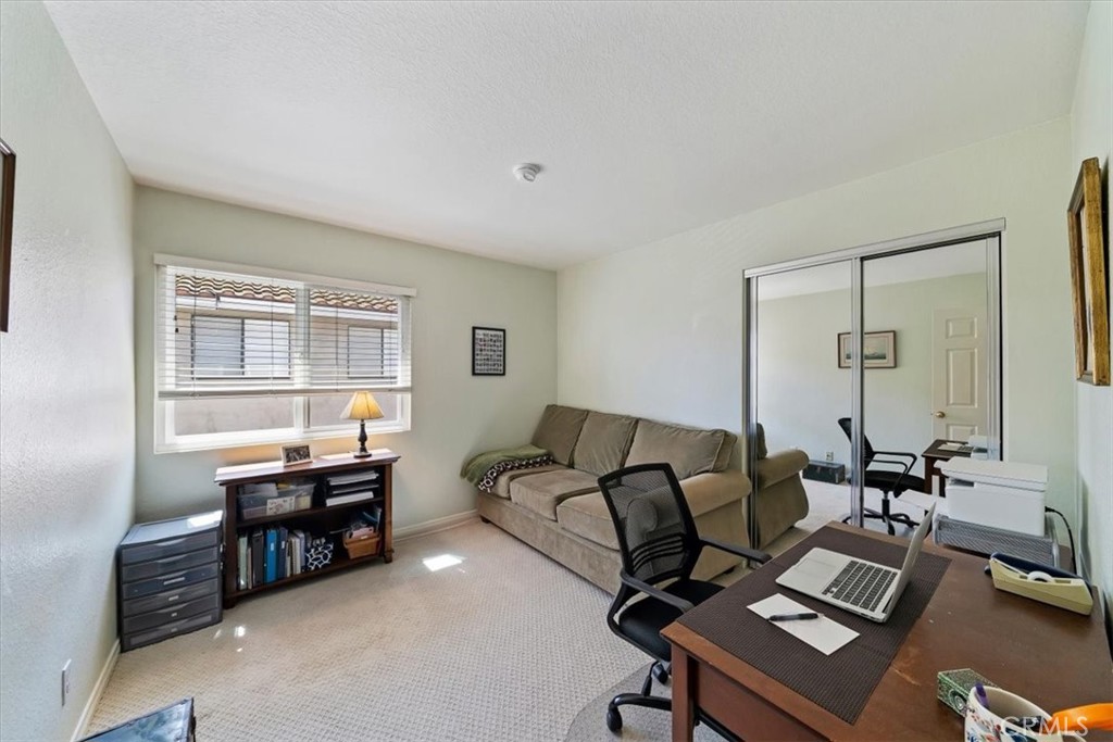 16701 Lake Knoll Parkway Riverside, CA 92503 - Photo 24 of 35