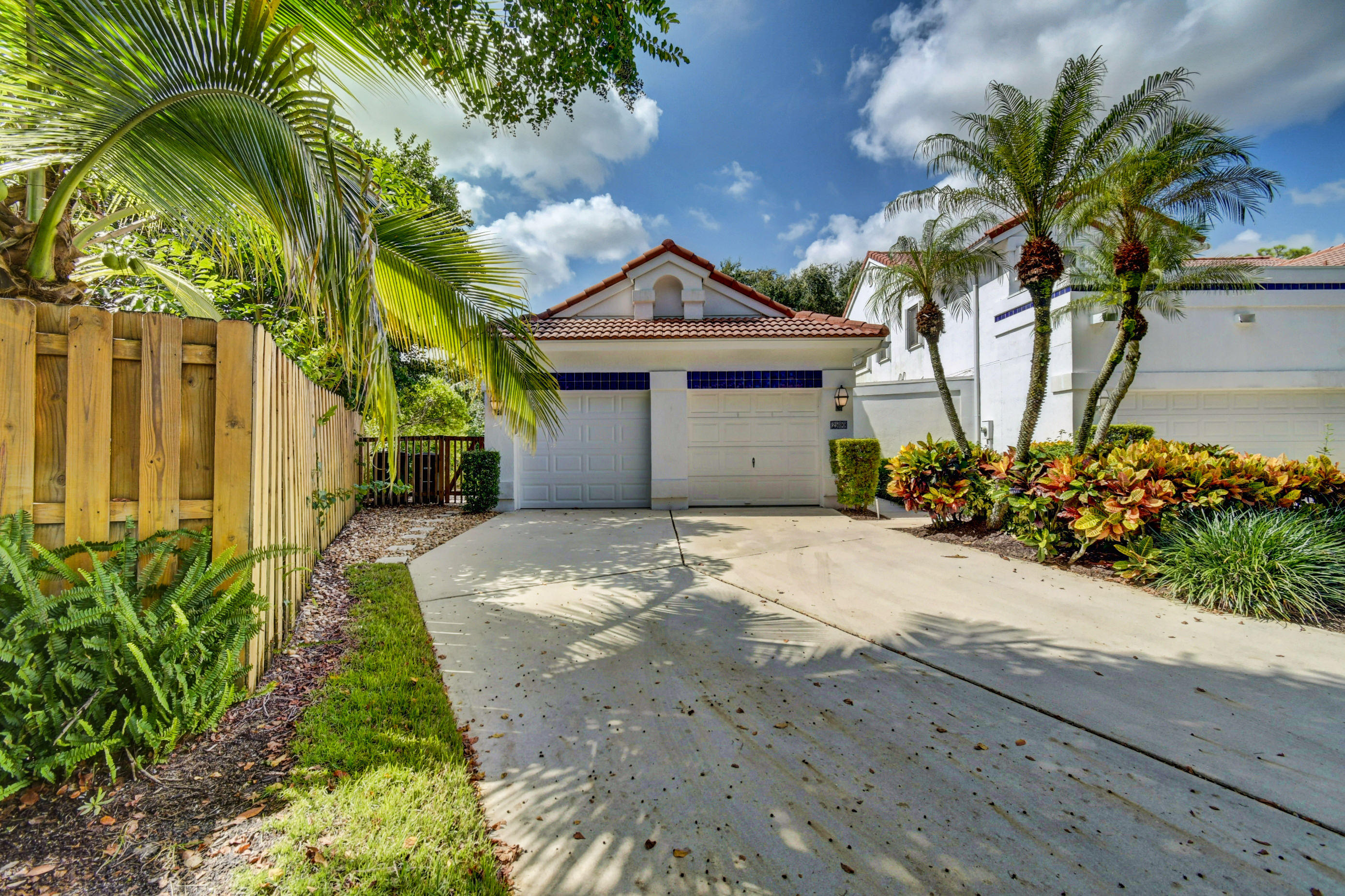 21690 Cromwell Circle Boca Raton, FL 33486 - Photo 2 of 44 02_dsc_3926_27_28_29_30