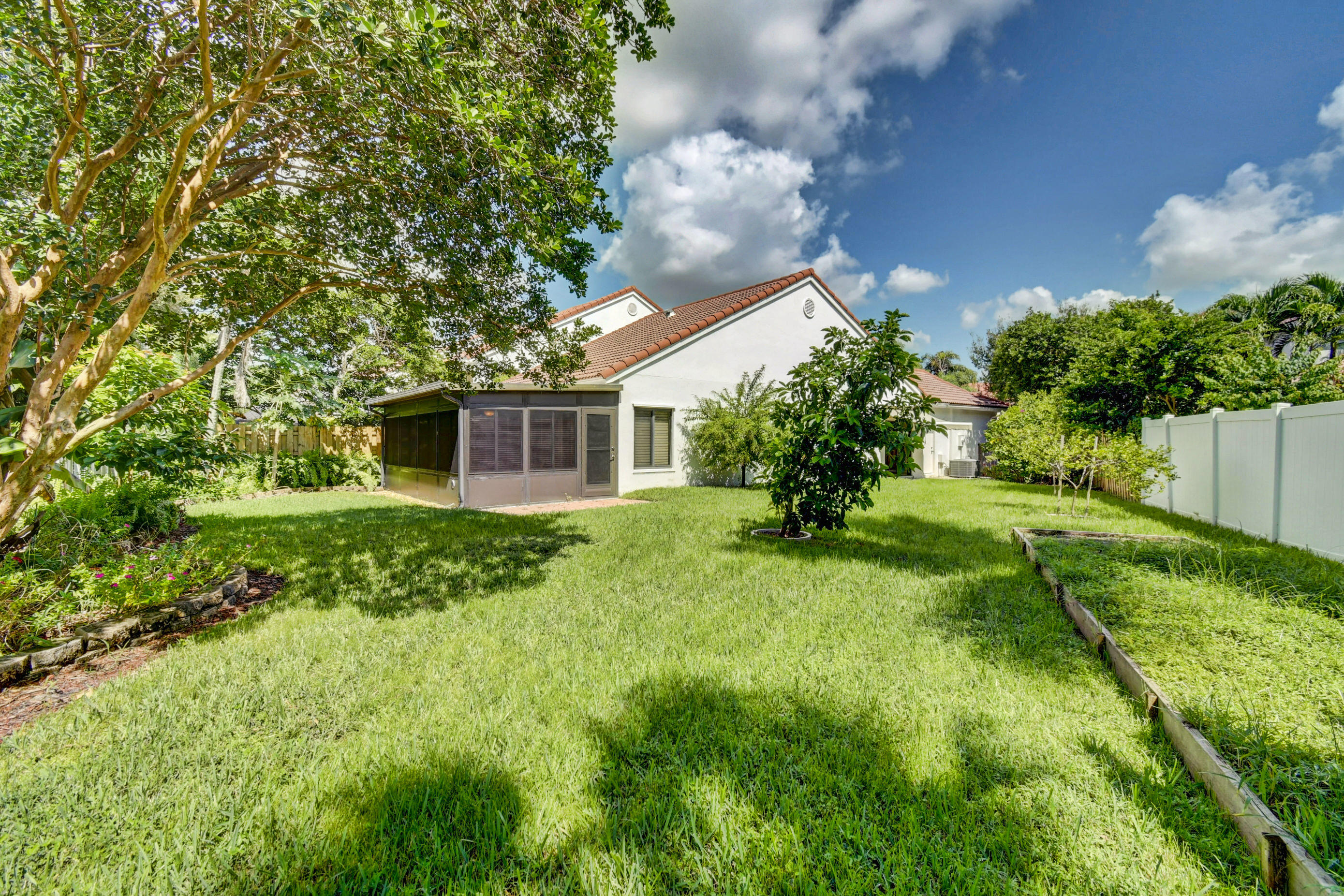 21690 Cromwell Circle Boca Raton, FL 33486 - Photo 38 of 44 41_dsc_4426_27_28_29_30