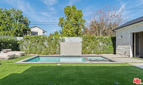 $3,795,000 | 11317 Valley Spring Lane, Studio City, CA 91602