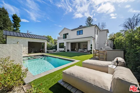 $3,795,000 | 11317 Valley Spring Lane, Studio City, CA 91602
