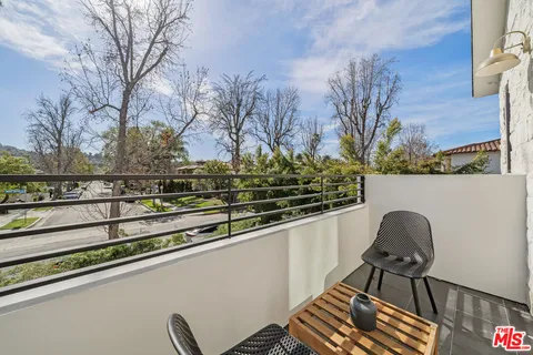 $3,795,000 | 11317 Valley Spring Lane, Studio City, CA 91602