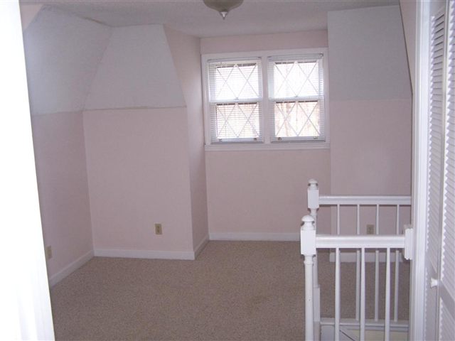 100 Old Mill Road Taylors, SC 29687 - Photo 14 of 16 Gallery Image 14