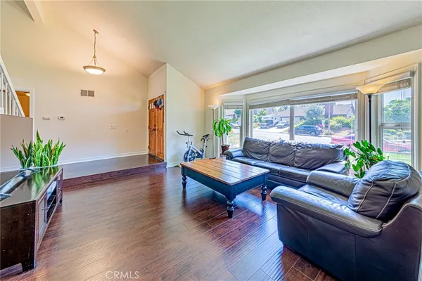 $925,000 | 49 Stagecoach Drive, Phillips Ranch, CA 91766