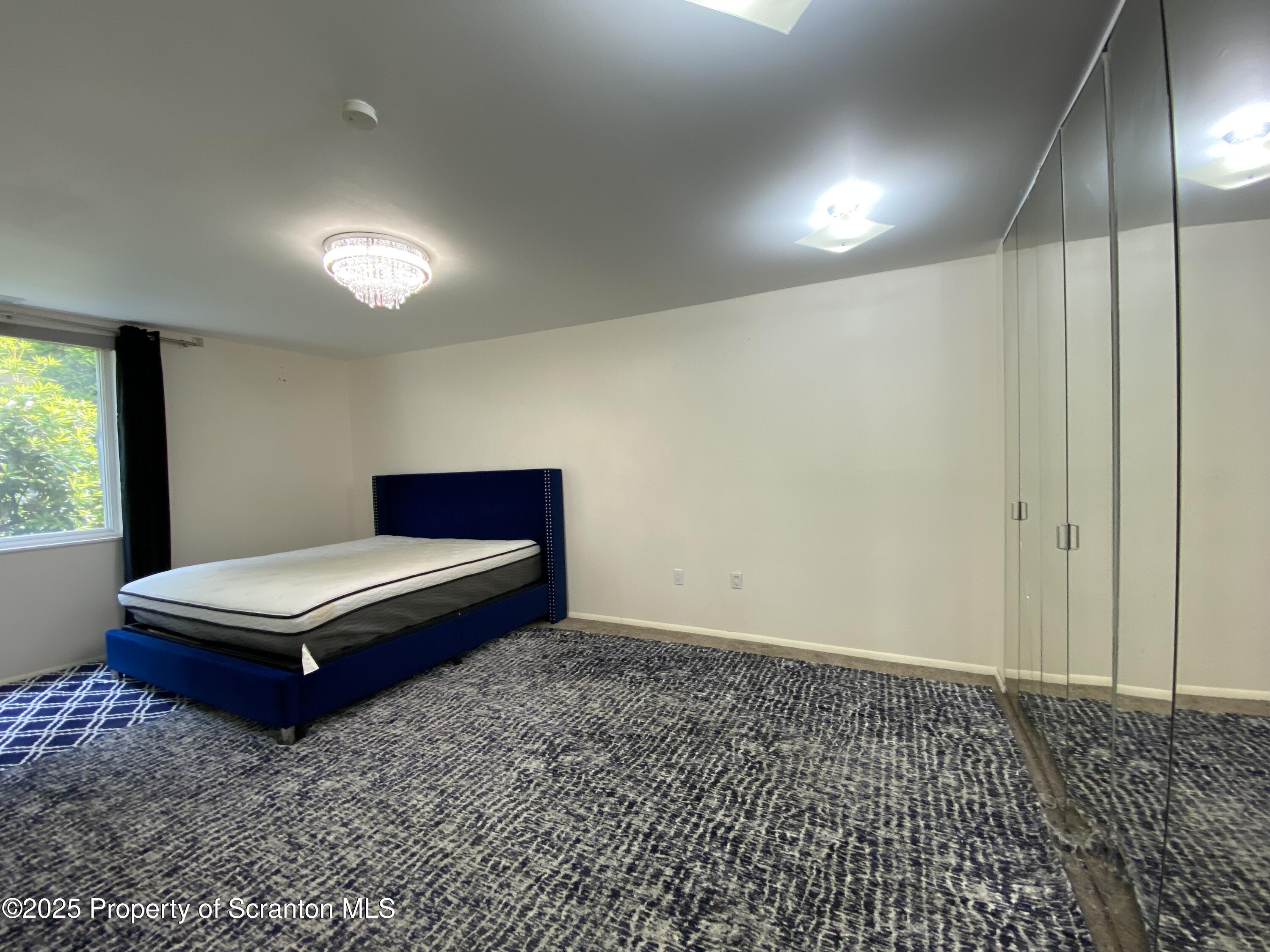 1501 Summit Pointe Scranton, PA 18508 - Photo 16 of 34 IMG_3850