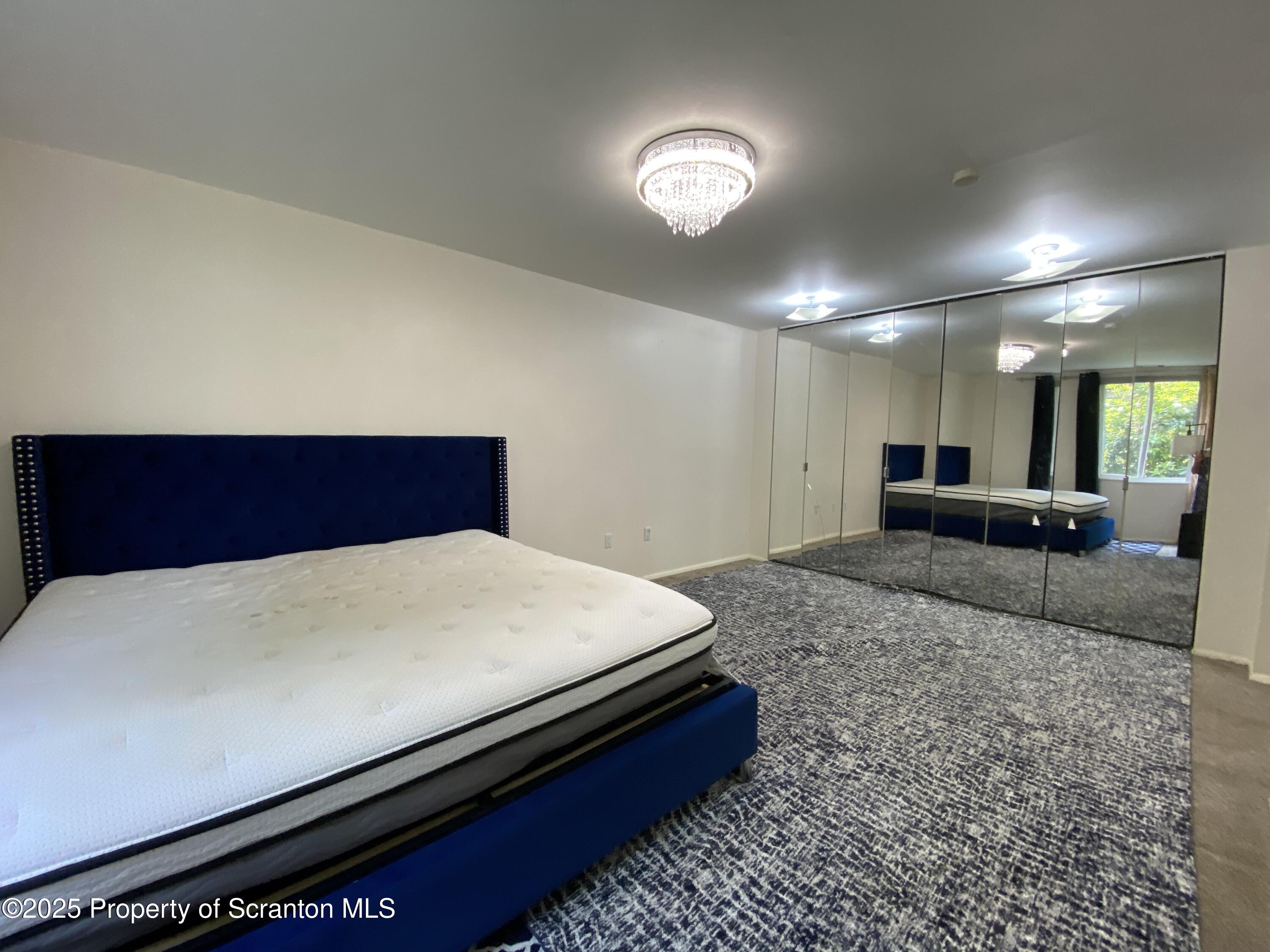 1501 Summit Pointe Scranton, PA 18508 - Photo 18 of 34 IMG_3852