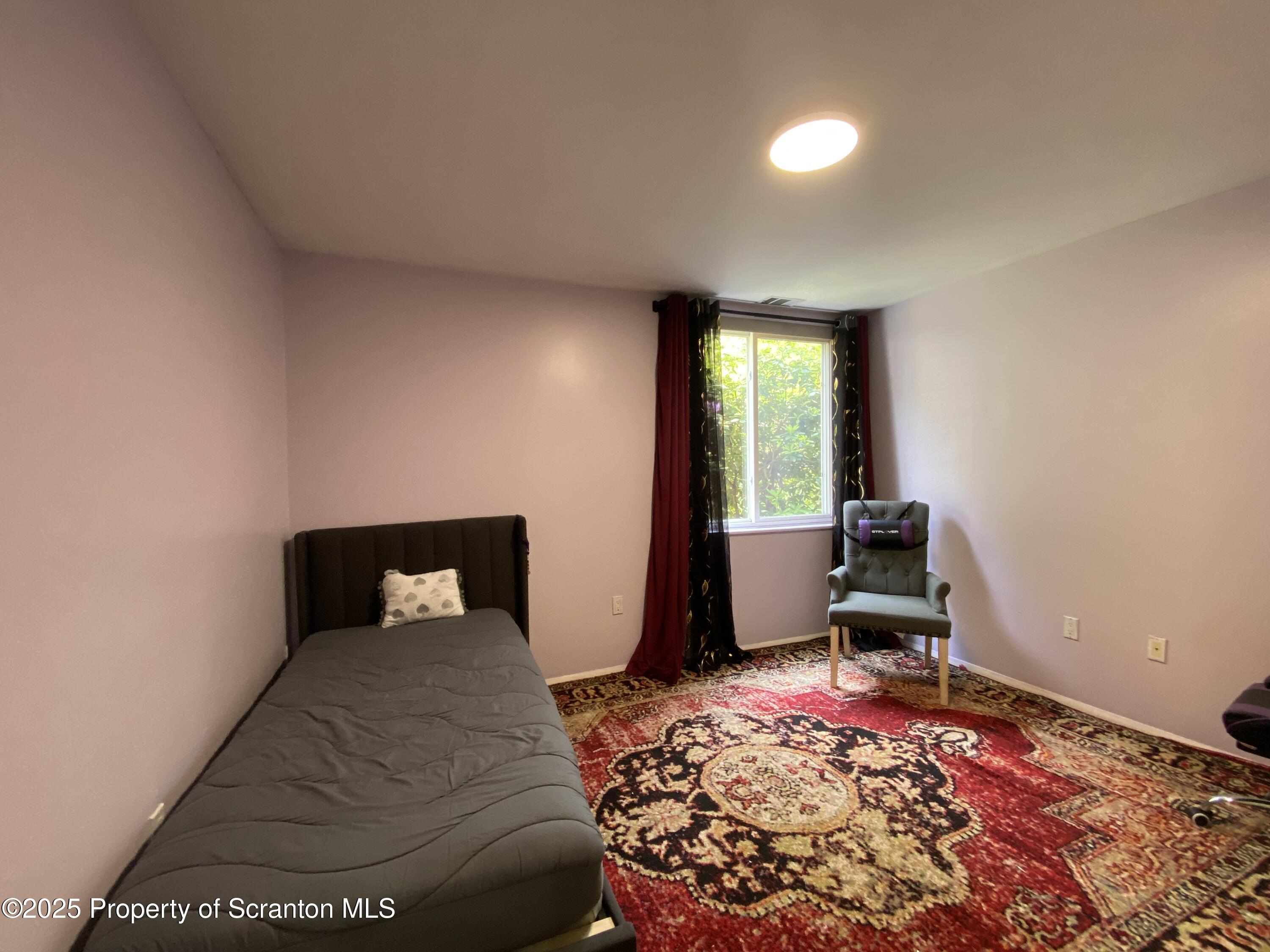 1501 Summit Pointe Scranton, PA 18508 - Photo 21 of 34 IMG_3847