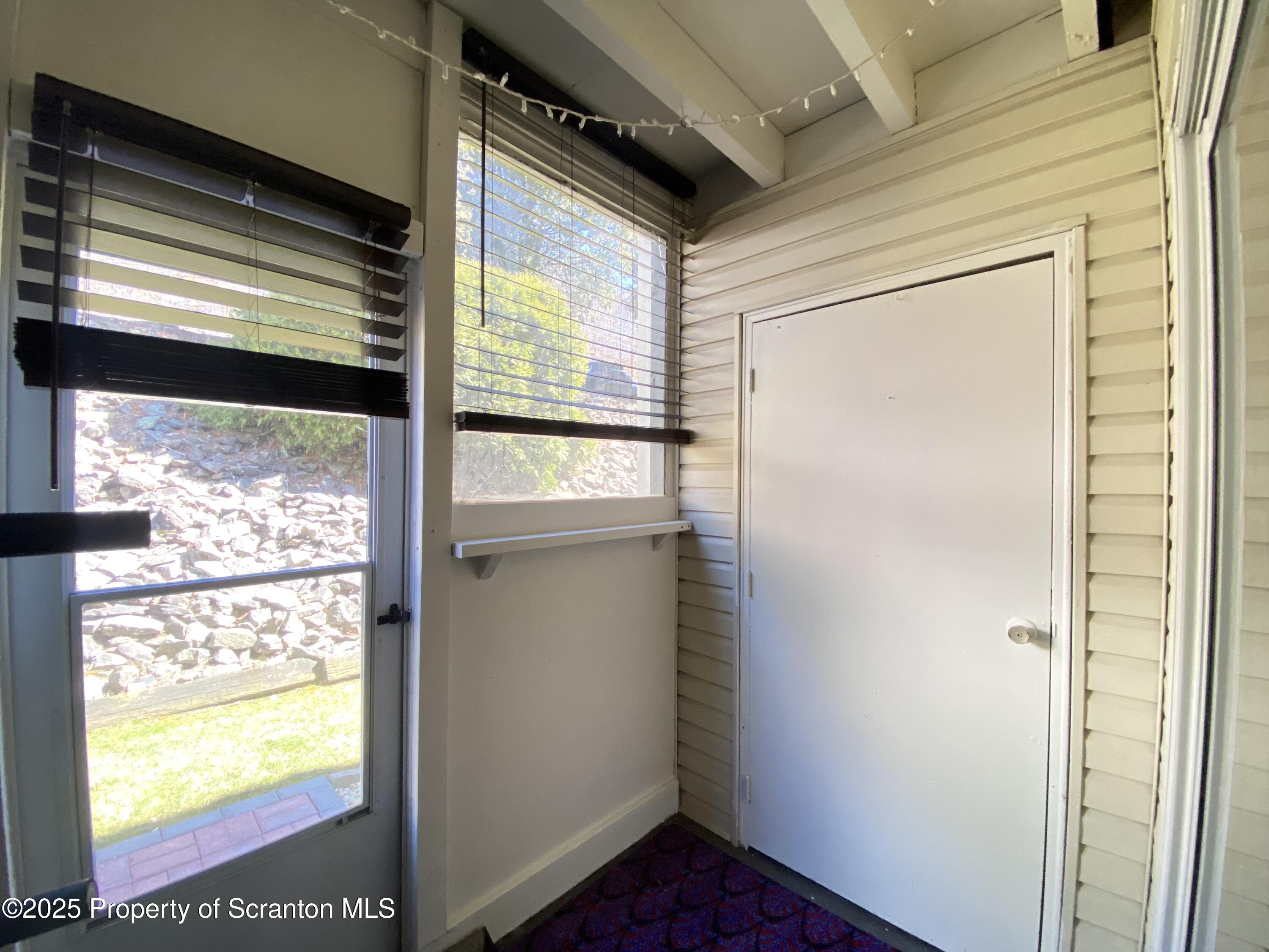 1501 Summit Pointe Scranton, PA 18508 - Photo 27 of 34 IMG_3136