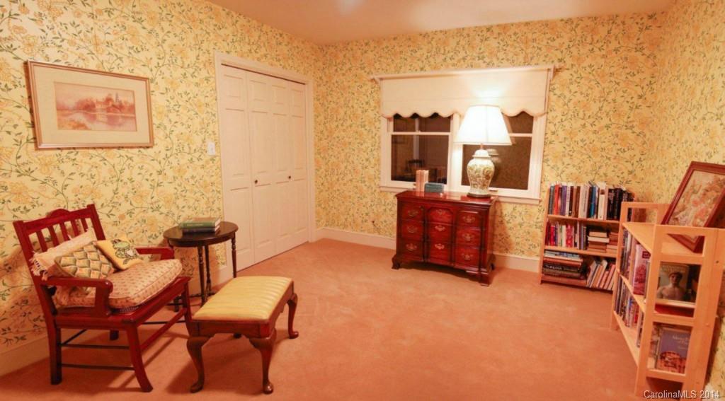 4911 Sentinel Post Road Charlotte, NC 28226 - Photo 13 of 24 Gallery Image 13