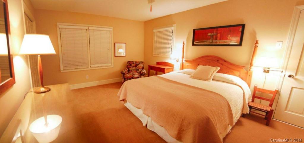 4911 Sentinel Post Road Charlotte, NC 28226 - Photo 17 of 24 Gallery Image 17