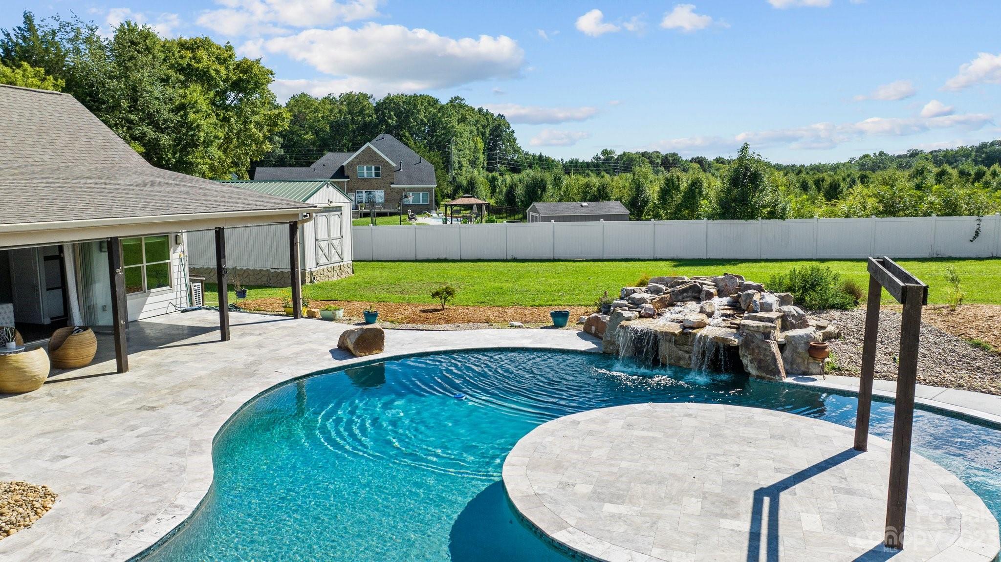 1506 Mary Ellen Drive Fort Mill, SC 29708 - Photo 14 of 48