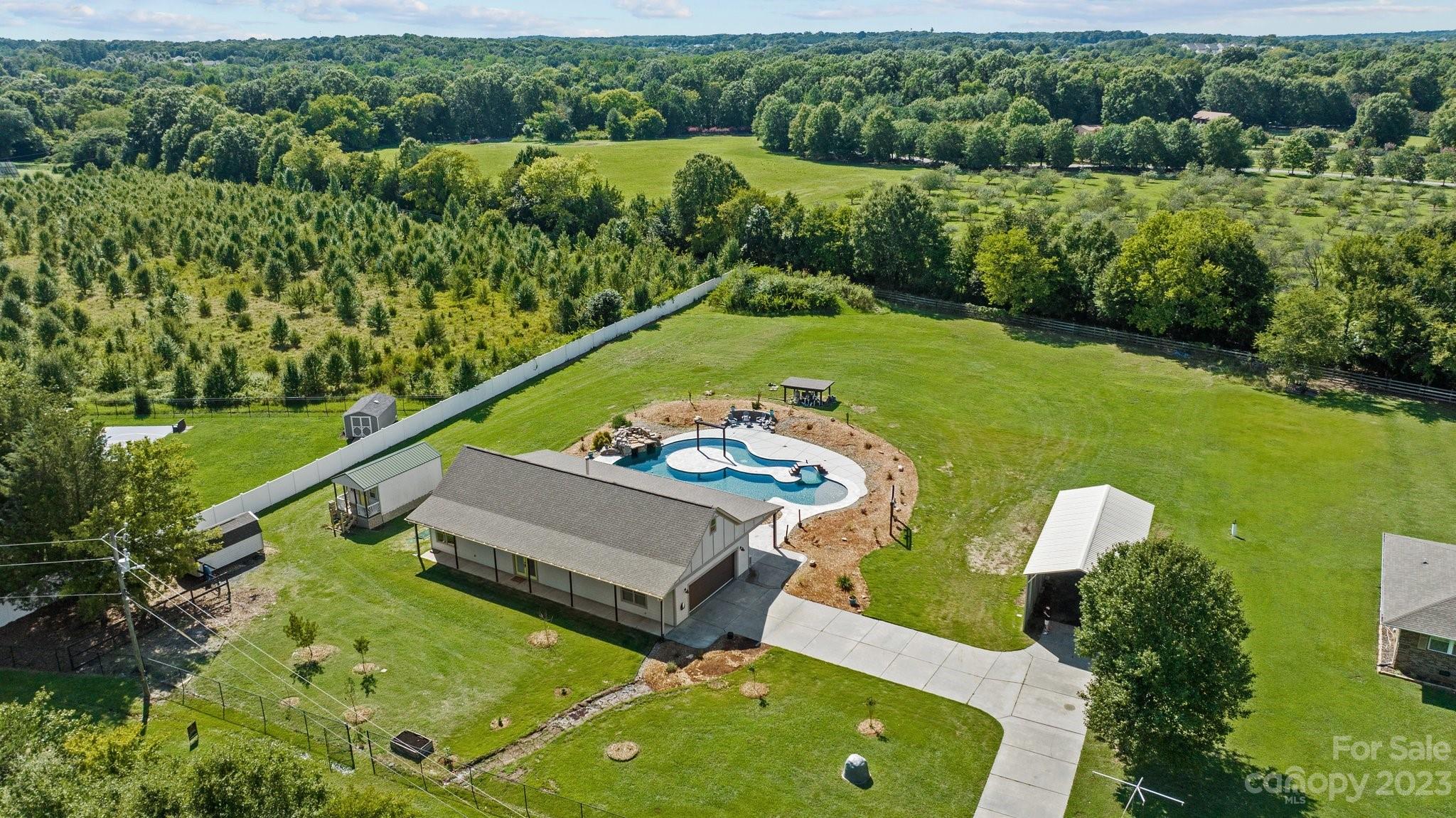 1506 Mary Ellen Drive Fort Mill, SC 29708 - Photo 8 of 48