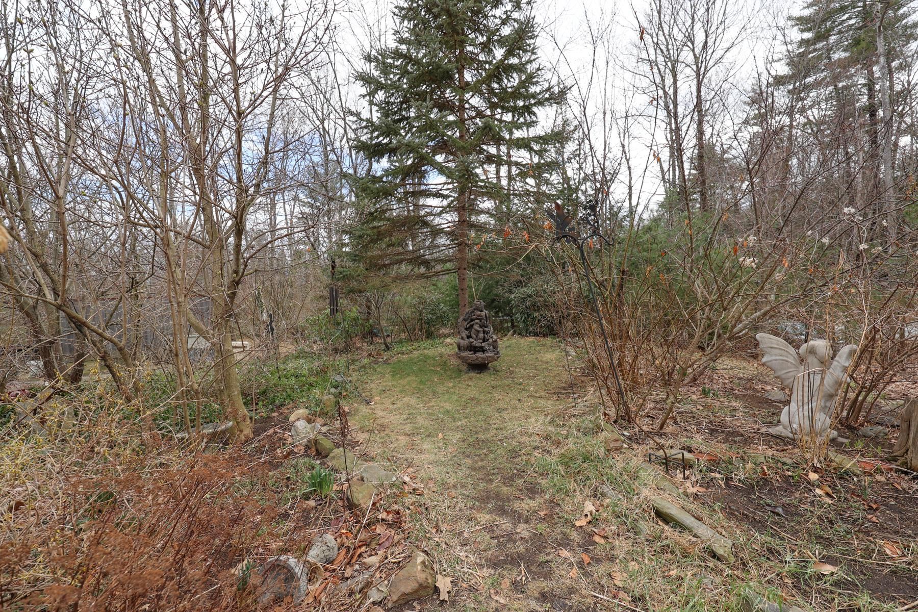 107 Mt Delight Road Deerfield, NH 03037 - Photo 4 of 25