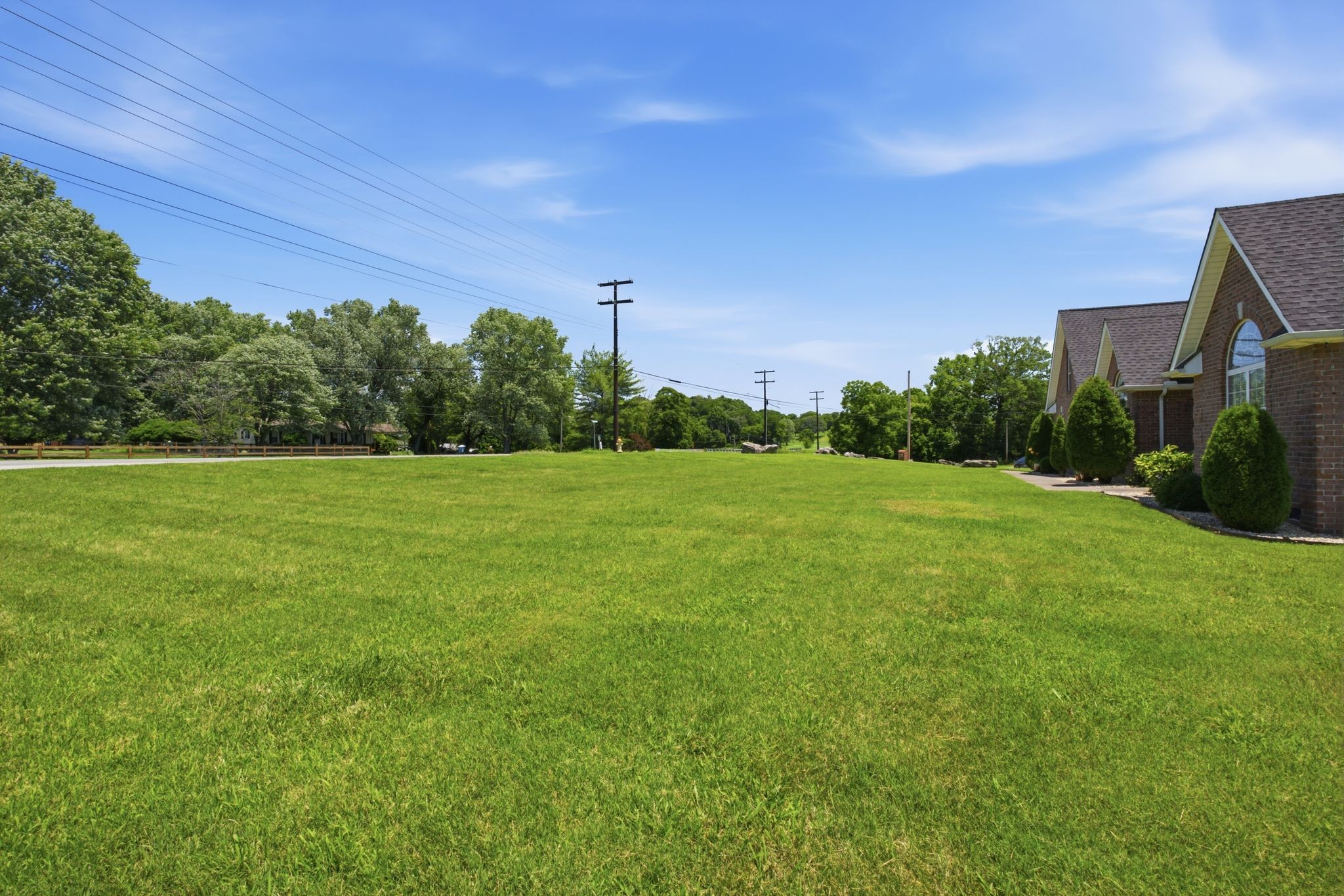 465 Old 25 Loop Castalian Springs, TN 37031 - Photo 4 of 34
