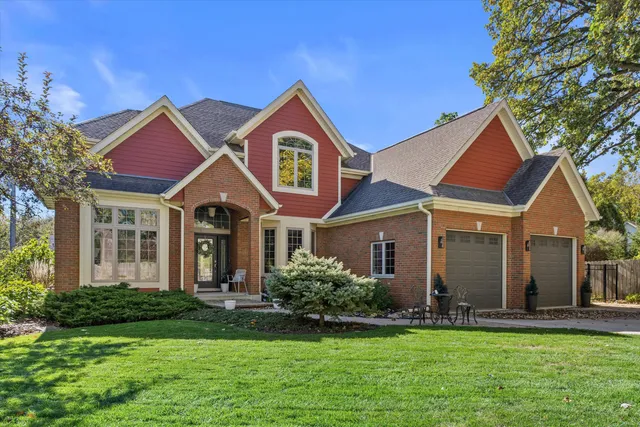 $659,900 | 5009 83rd Street, Pleasant Prairie, WI 53142