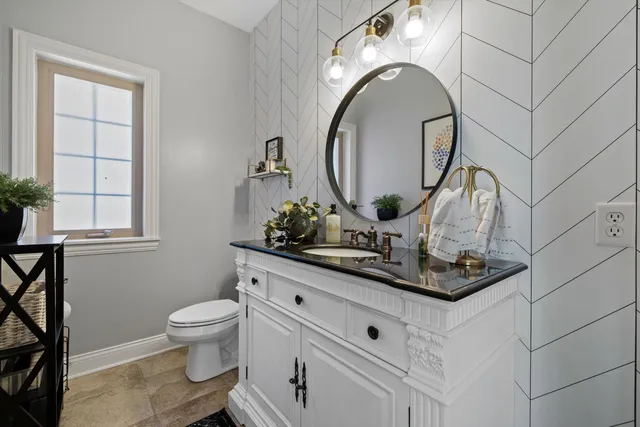 $659,900 | 5009 83rd Street, Pleasant Prairie, WI 53142