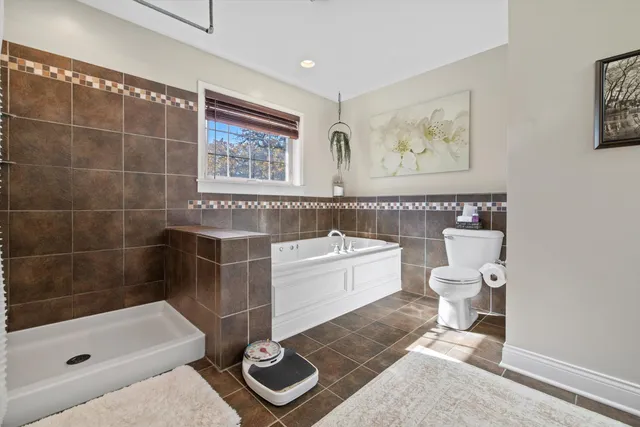 $659,900 | 5009 83rd Street, Pleasant Prairie, WI 53142