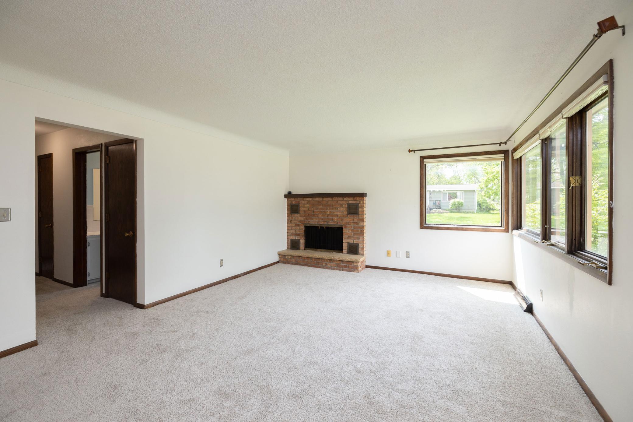 1477 Walnut Street Prescott, WI 54021 - Photo 2 of 32 Gallery Image 2