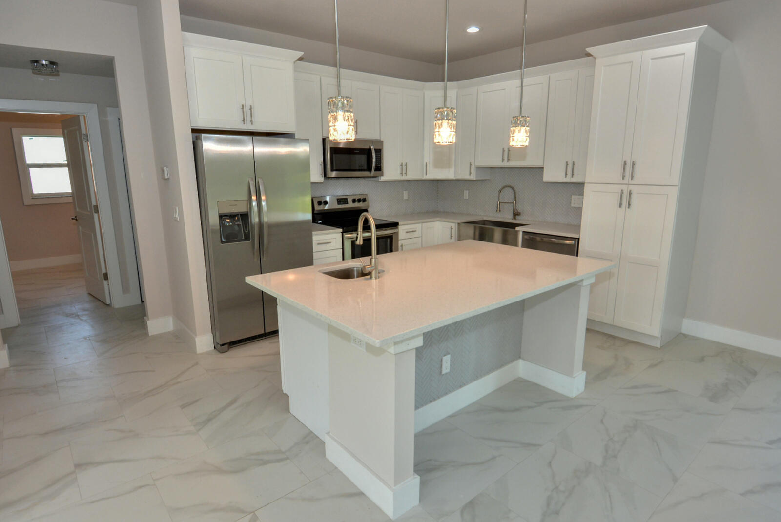 348 Southwest Ridgecrest Drive Port St. Lucie, FL 34953 - Photo 11 of 37 DSC_1176A
