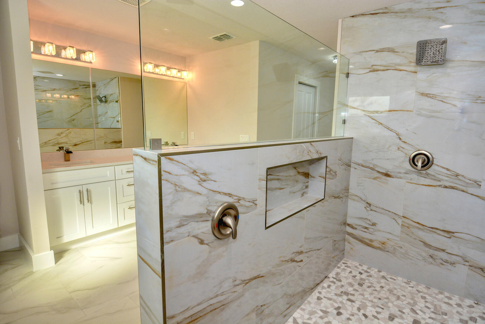 348 Southwest Ridgecrest Drive Port St. Lucie, FL 34953 - Photo 22 of 37 DSC_1203A