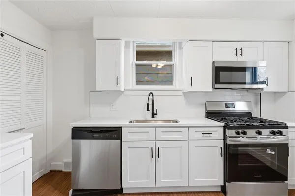 $229,000 | 240 Ridgewood Avenue, Pittsburgh, PA 15229
