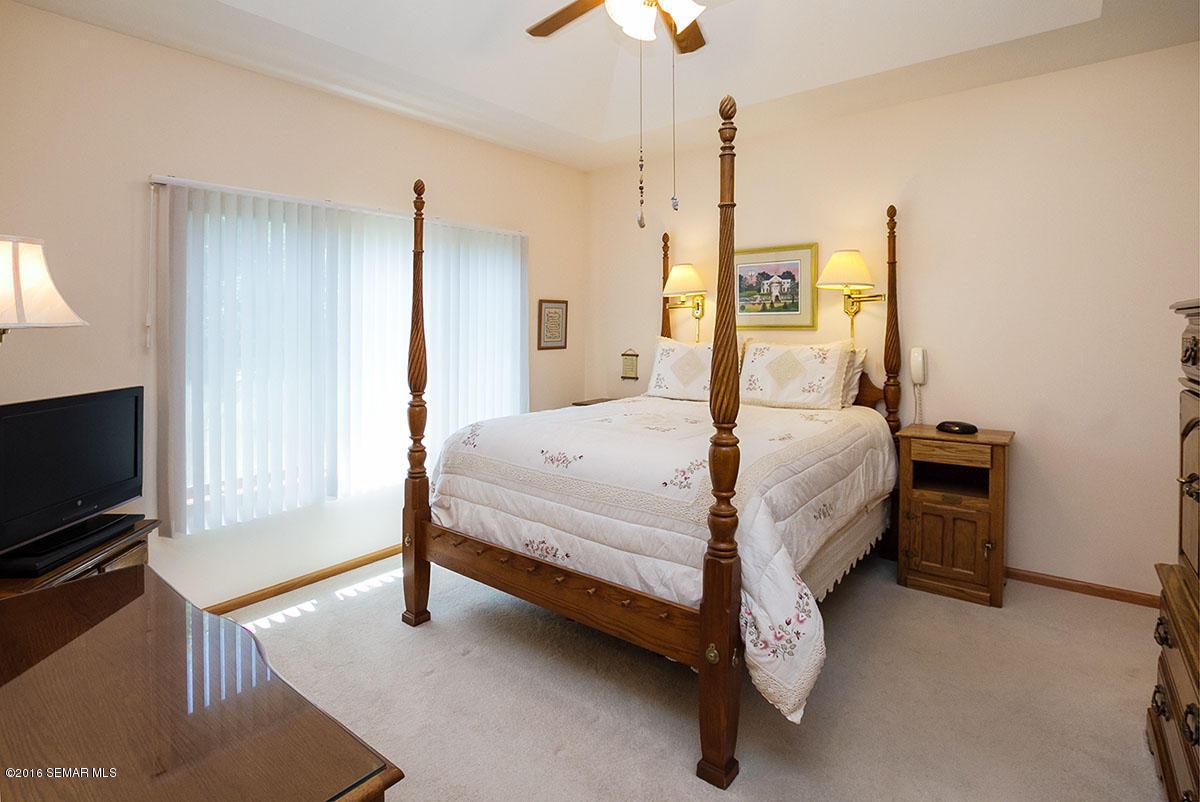 3218 James Lane Northeast Rochester, MN 55906 - Photo 10 of 24 Gallery Image 10