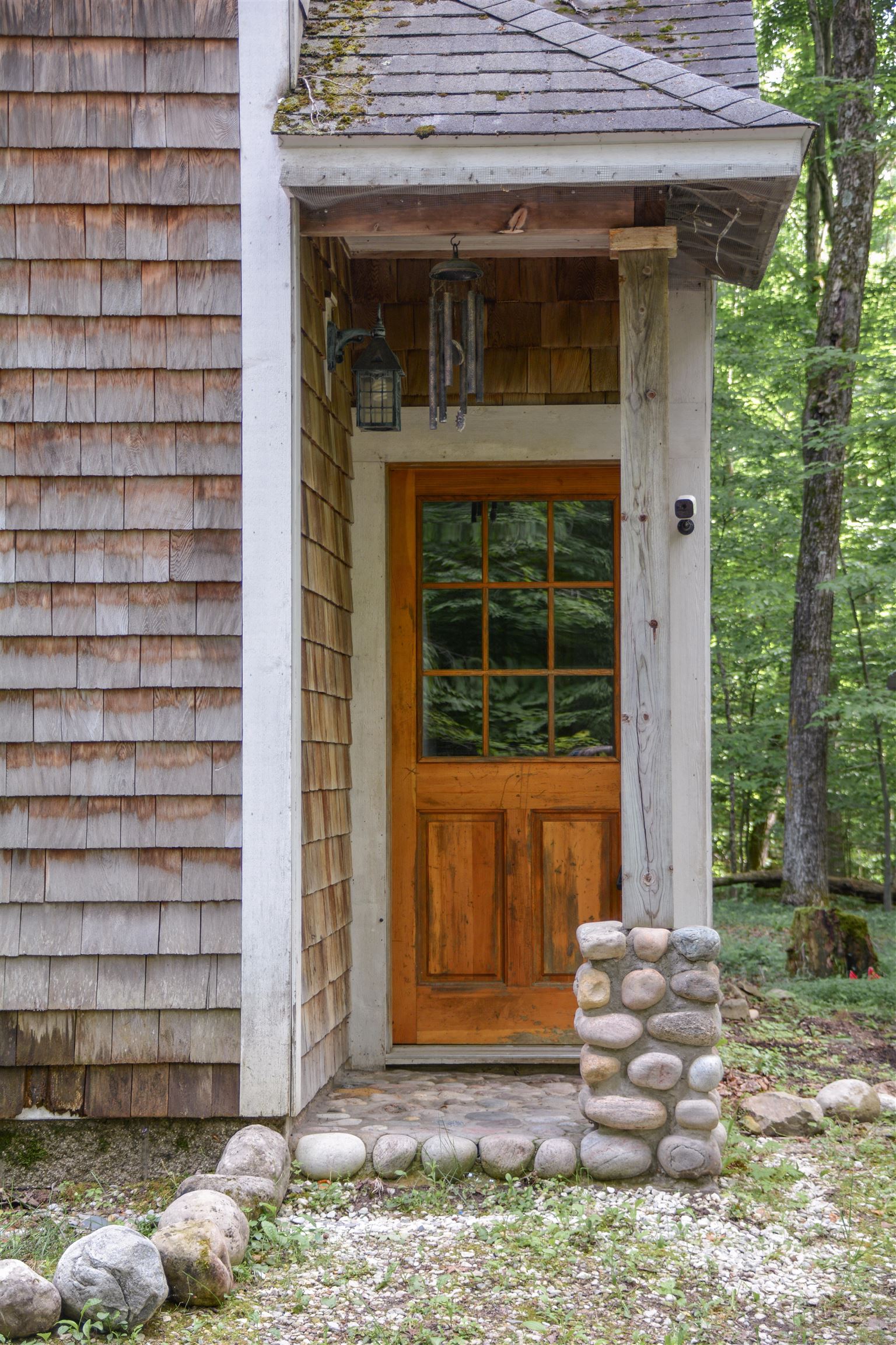 16568 Wagner Road Lake Ann, MI 49650 - Photo 6 of 79 1947392-1bb6477d-9fcc-4ccf-a0f3-d2cafeaafb27.JPG
